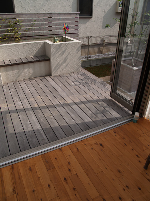 雨と紫外線をガードした部屋は天候に左右されない場所です