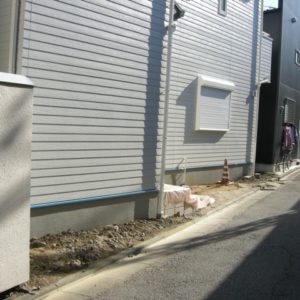 before 三角形に残る敷地を、
